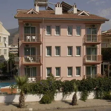 Iltur Apart Turgutreis